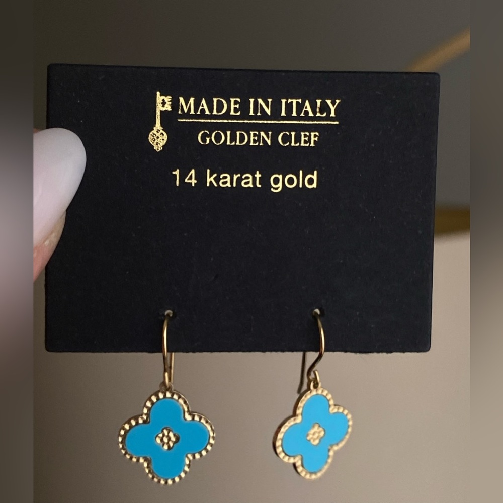 New 14KT GOLD  Made in Italy CLOWER EARRINGS